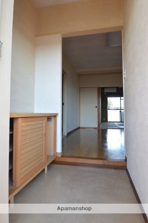パークタウン高根沢307の玄関