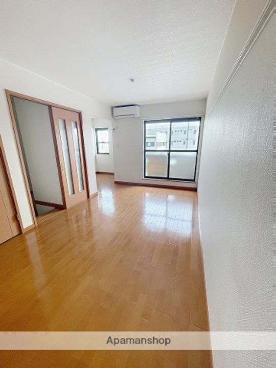 カーサ・アルスールの居間