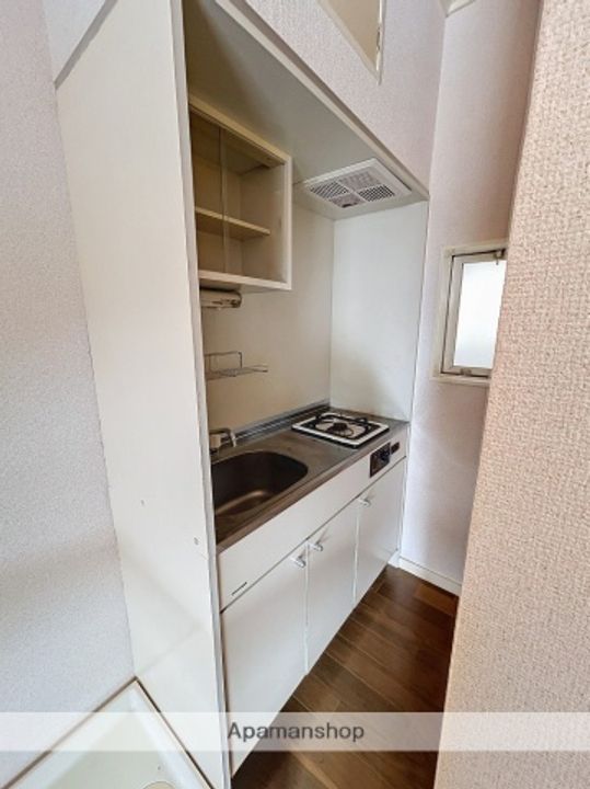 アーバンドルミ103のキッチン