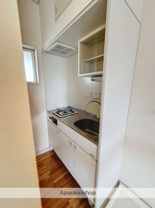 アーバンドルミ202のキッチン