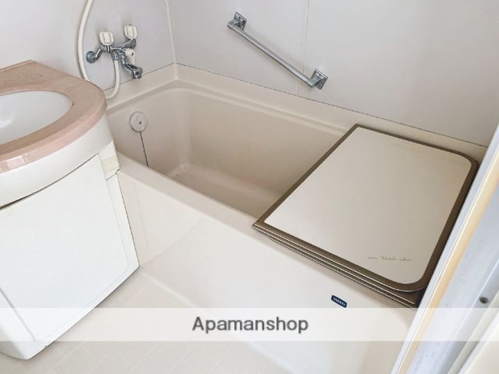 アーバンドルミ202の風呂