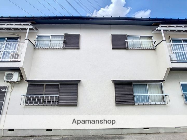 泉コーポ102の外観