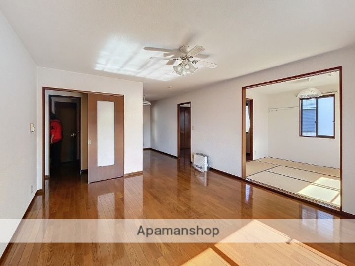 T・グランハウス201の内装