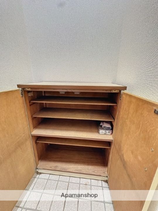 明保野レジデンス305の内装