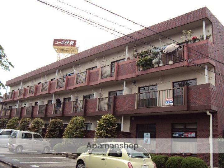 コーポ伊勢207の外観