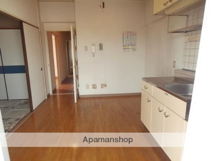 アークフラット105の内装