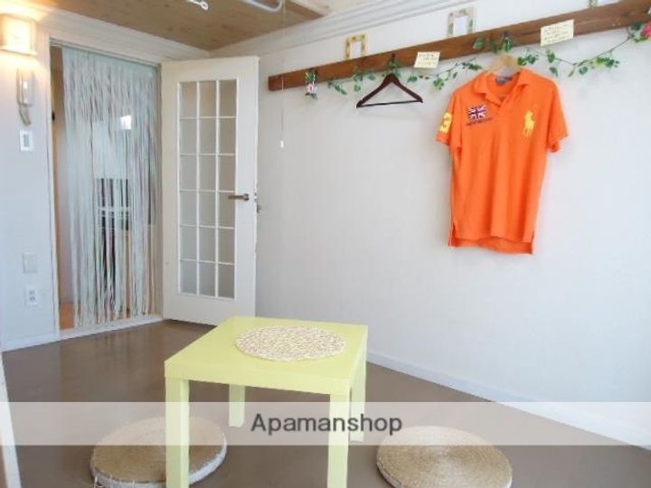 ディアリーフB棟103の居間