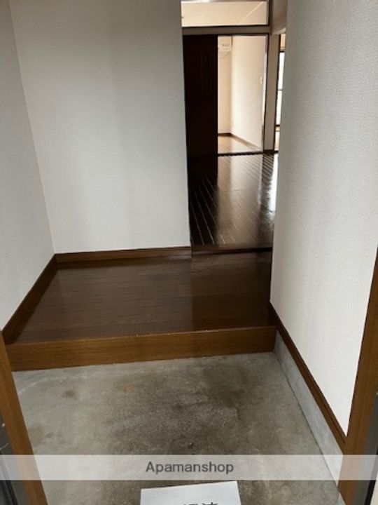 アネックス21花水木壱番館202の玄関
