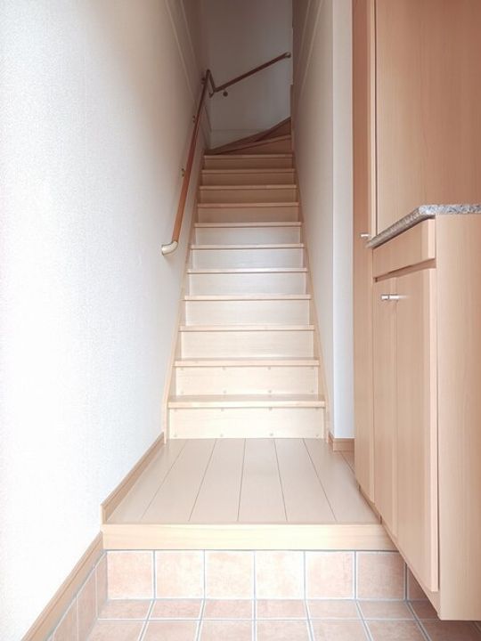 リュミエールBの玄関