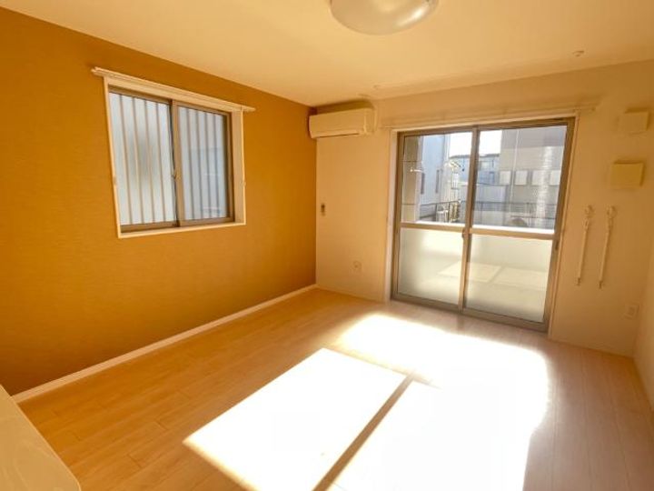 イージーレジデンスの居間