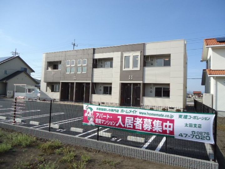 イージーレジデンスの外観