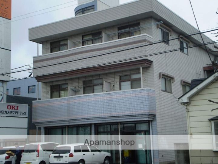 メゾン三和203の外観