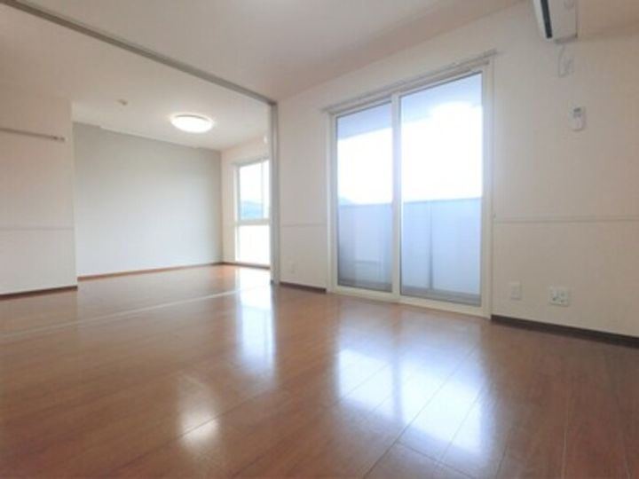 カレント IIIの内装