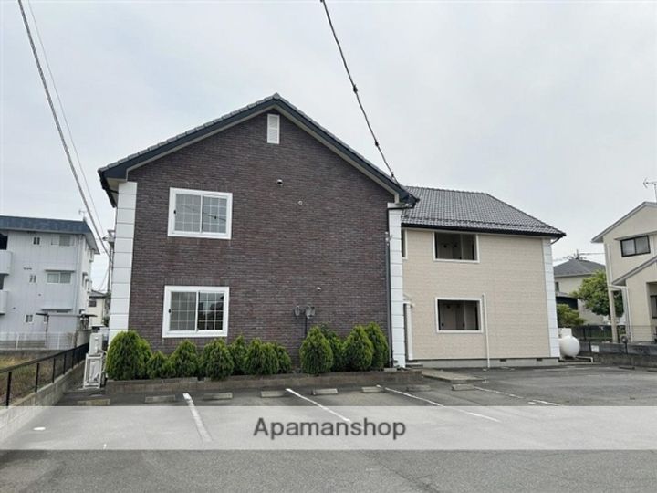 ラズベリーハウスの外観