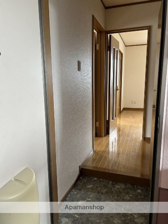 群馬県高崎市足門町の賃貸アパート202の玄関