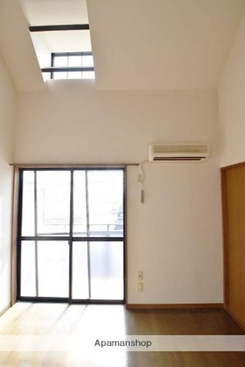 群馬県高崎市棟高町の賃貸アパートの内装