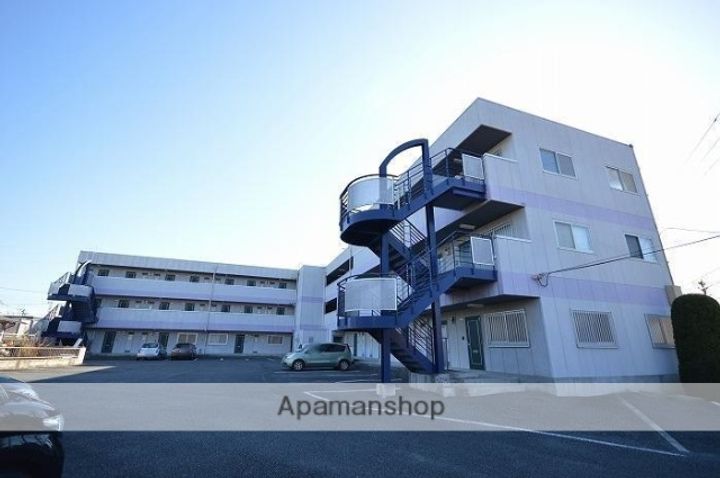 ウィステリアマンション103の外観