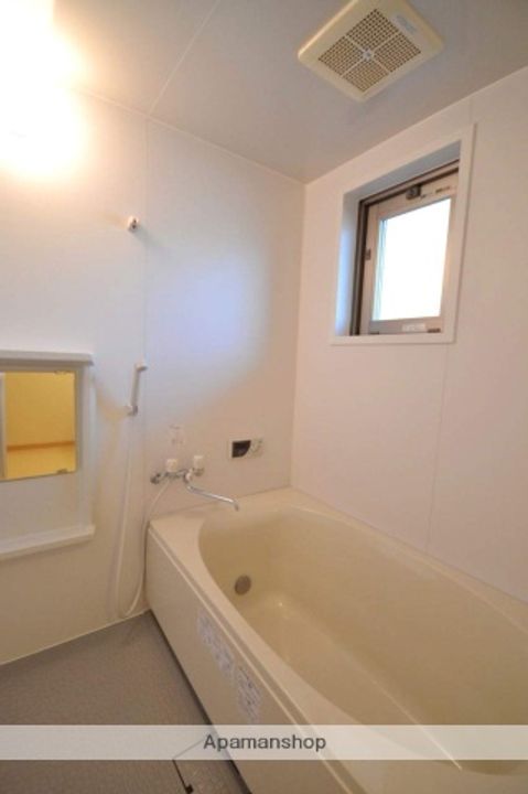 群馬県前橋市南町2丁目の賃貸マンション101の風呂
