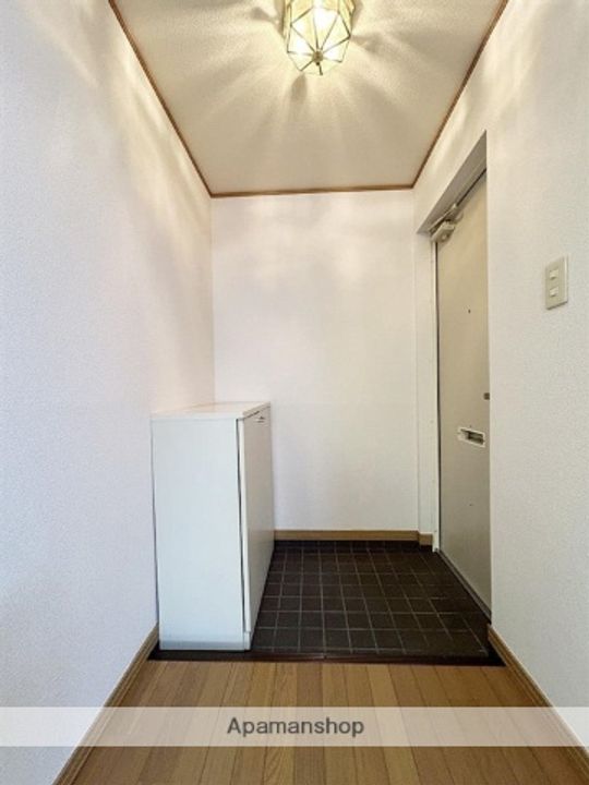 群馬県前橋市箱田町の賃貸アパート101の玄関