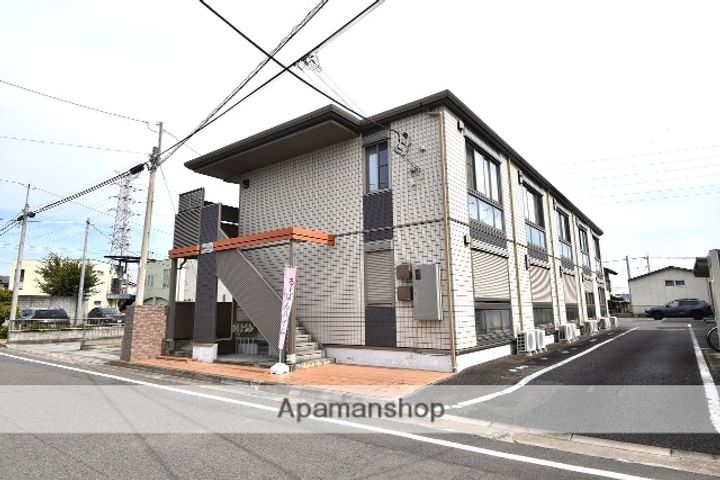 群馬県前橋市元総社町の賃貸アパートの外観