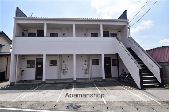 ファミール金井B102の外観