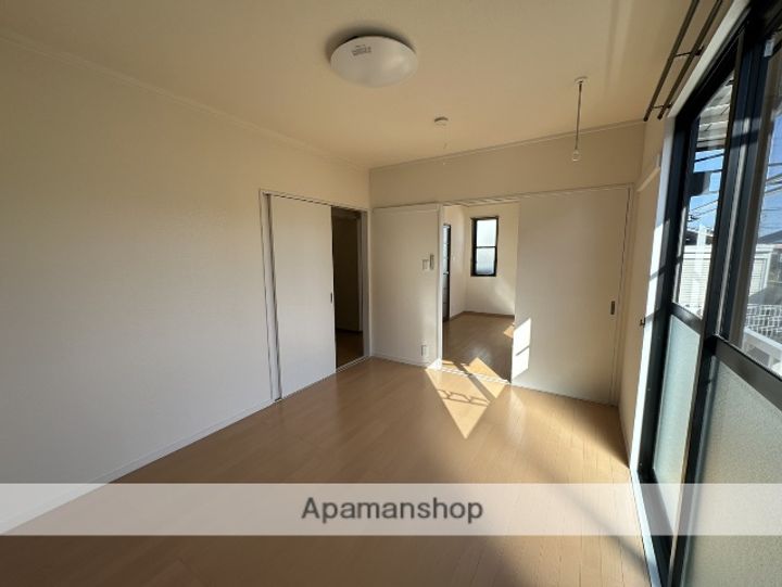 アムール金井の内装