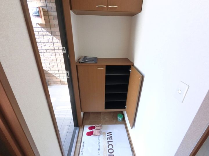 サニーウェル ABの玄関