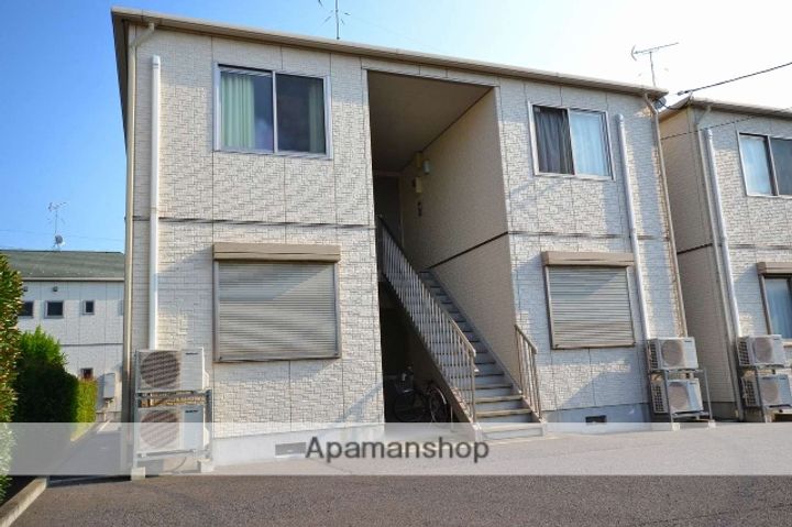 群馬県前橋市宮地町の賃貸アパートの外観