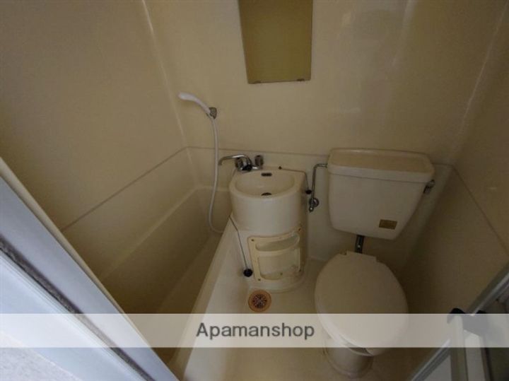 ドリームハウス太田201の風呂