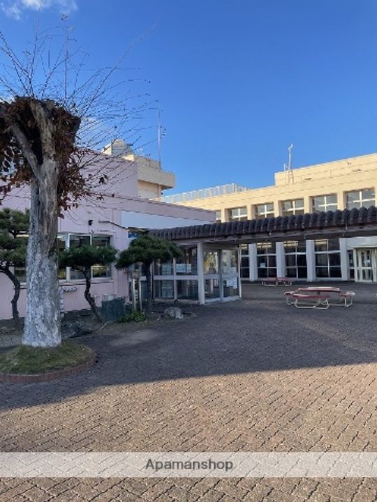 グランドソレーユ101の周辺