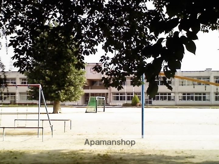 グランドソレーユ101の周辺