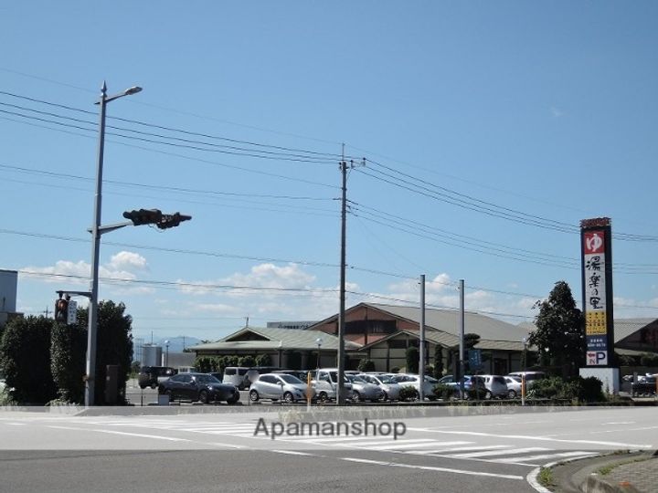 グリーングラスの周辺