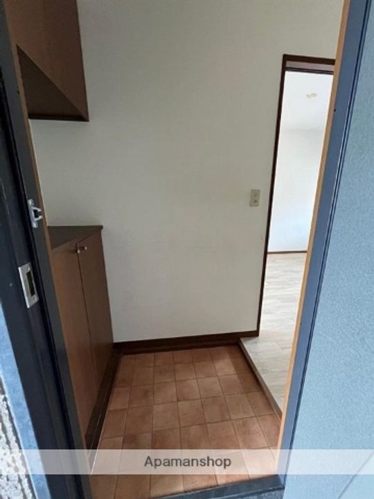 ライヴリWEW202の玄関