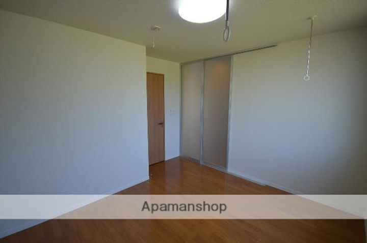 クラヴィエコスモ上泉 壱番館・弐番館2-102の内装