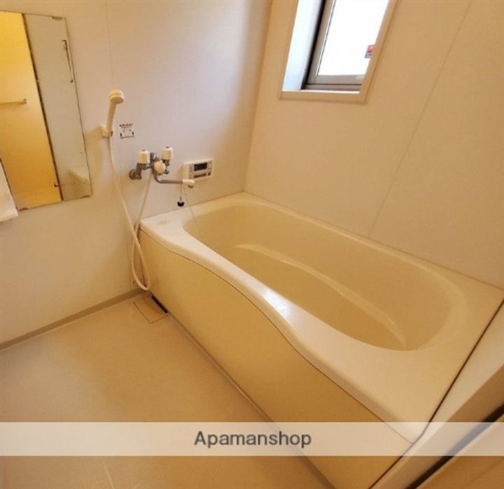 クラヴィエコスモ上泉 壱番館・弐番館2-105の風呂