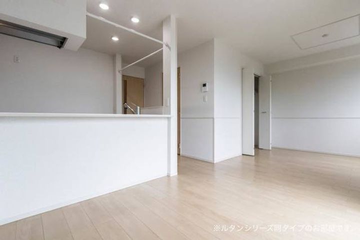 ラ エストレーヤ Bの居間