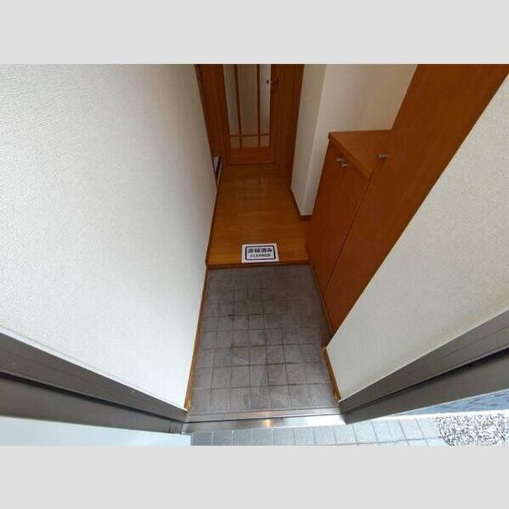 ラルジュⅡの玄関