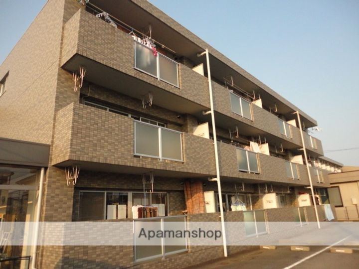 群馬県高崎市中居町4丁目の賃貸マンションの外観