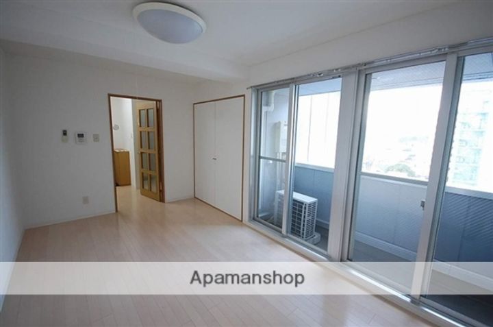 高崎ピュアビル(住居)の居間