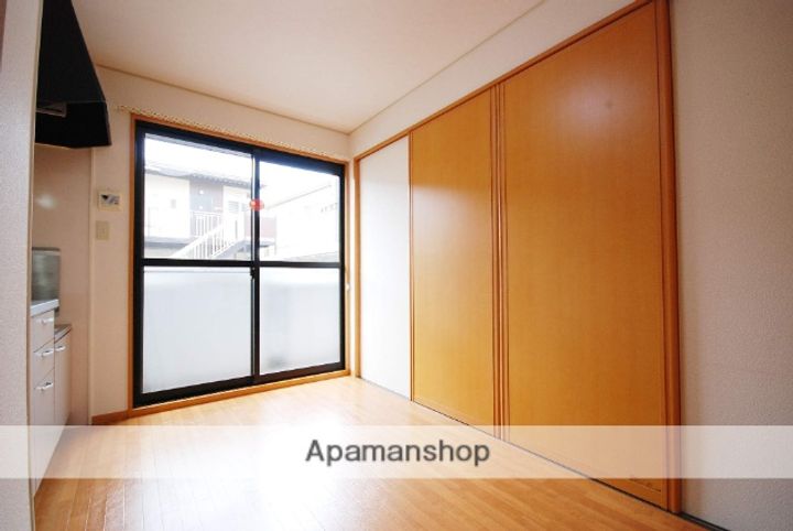 群馬県高崎市筑縄町の賃貸アパートの内装