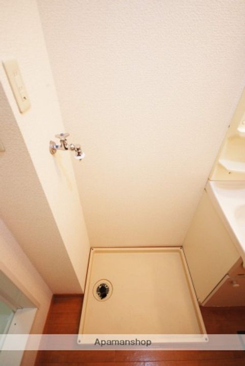 群馬県高崎市筑縄町の賃貸アパートの内装