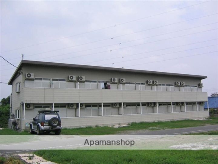 アーバニーハイム磯部の外観