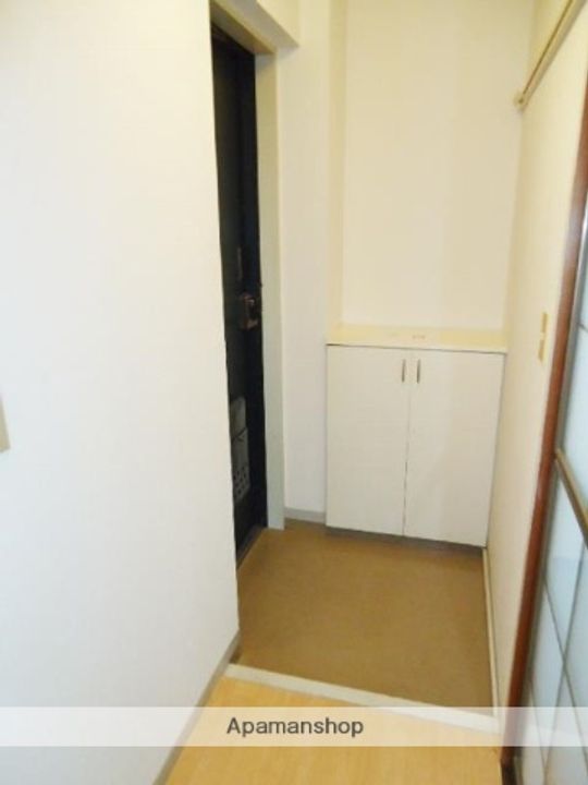 マイライフ小八木の玄関