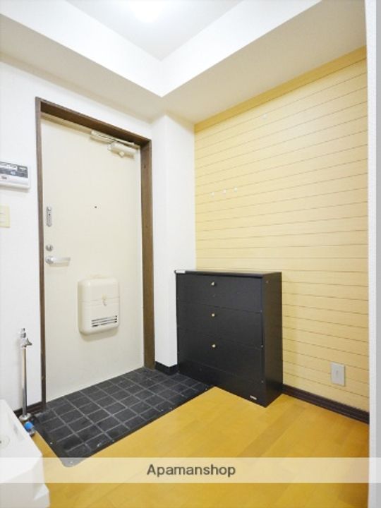 アーバンフラットの玄関