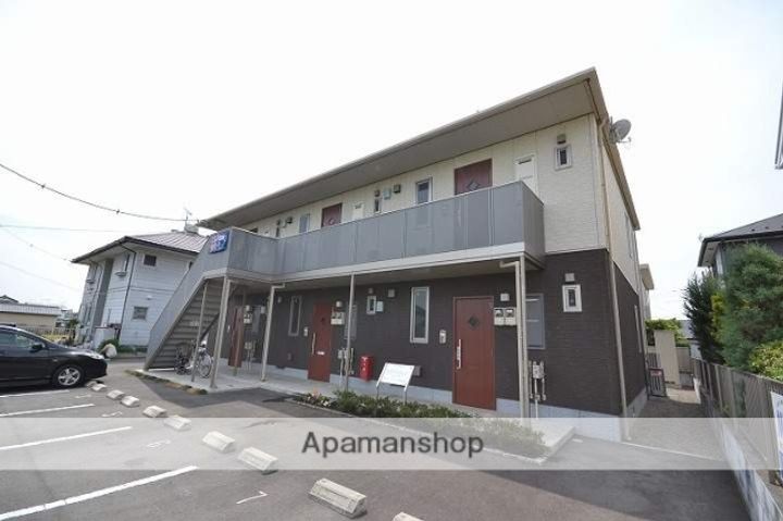 群馬県佐波郡玉村町大字上新田の賃貸アパートの外観