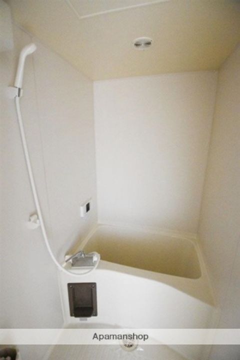 ソシアル87の風呂