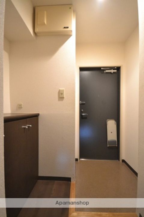 鞘町シティハウスの玄関