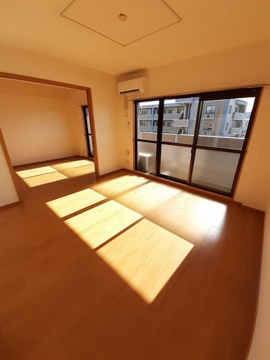 グランドレジデンスの居間