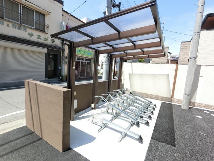 マヌールのその他画像