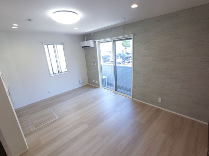 マヌールの居間